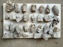 Bild im Galerie-Viewer laden, Natürlicher Stein - Elephant Skin
